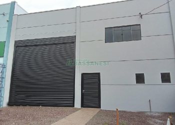 Pavilhão com 300m², no bairro Jardim das Hortências em Caxias do Sul para Alugar