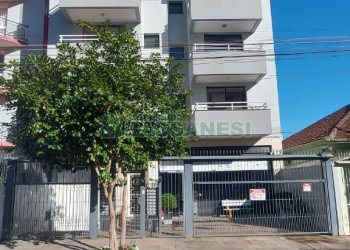 Apto Mobiliado com 48m², 1 dormitório, 1 vaga, no bairro Centro em Caxias do Sul para Alugar