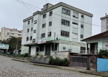 Apartamento com 136m², 3 dormitórios, 1 vaga, no bairro Exposição em Caxias do Sul para Alugar