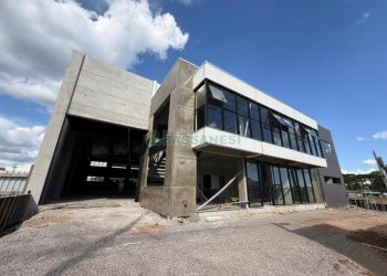 Pavilhão com 1347m², no bairro Desvio Rizzo em Caxias do Sul para Alugar