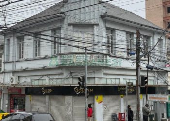 Sala com 103m², no bairro Centro em Caxias do Sul para Alugar
