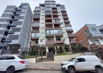 Apto Mobiliado com 90m², 2 dormitórios, 1 vaga, no bairro Madureira em Caxias do Sul para Alugar