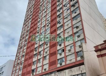 Apartamento com 142m², 3 dormitórios, 1 vaga, no bairro Centro em Caxias do Sul para Comprar