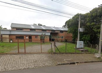 Pavilhão com 800m², no bairro Cruzeiro em Caxias do Sul para Alugar