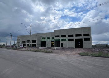 Pavilhão com 2975m², no bairro Distrito Industrial em Caxias do Sul para Alugar