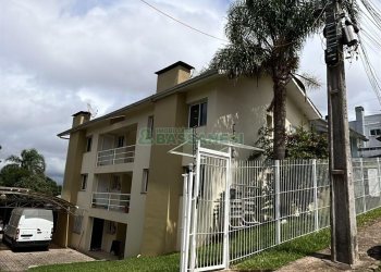 Apartamento com 60m², 2 dormitórios, 1 vaga, no bairro Centenário em Caxias do Sul para Alugar