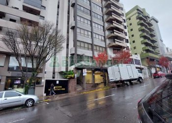 Sala com 70m², no bairro Centro em Caxias do Sul para Comprar
