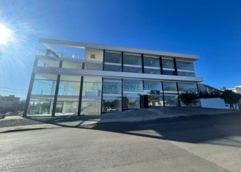 Loja com 90m², no bairro Desvio Rizzo em Caxias do Sul para Comprar