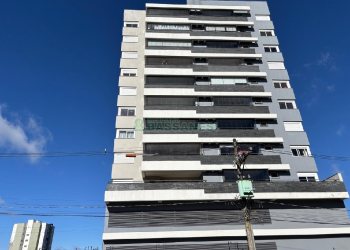 Apto Mobiliado com 82m², 2 dormitórios, 2 vagas, no bairro Vila Horn em Caxias do Sul para Alugar