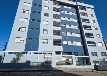 Apartamento com 80m², 2 dormitórios, 1 vaga, no bairro Charqueadas em Caxias do Sul para Comprar
