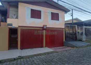 Casa com 88m², 3 dormitórios, 2 vagas, no bairro Cidade Nova em Caxias do Sul para Alugar