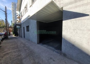 Pavilhão com 140m², no bairro Exposição em Caxias do Sul para Alugar