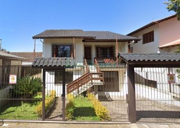 Casa com 243m², 3 dormitórios, 2 vagas, no bairro Bela Vista em Caxias do Sul para Alugar