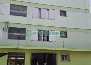 Apartamento com 65m², 3 dormitórios, no bairro Pio X em Caxias do Sul para Comprar