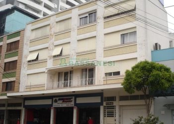 Apto Mobiliado com 80m², 2 dormitórios, 1 vaga, no bairro Nossa Senhora de Lourdes em Caxias do Sul para Comprar