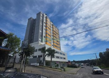 Apartamento com 57m², 2 dormitórios, 1 vaga, no bairro Santa Lúcia em Caxias do Sul para Comprar