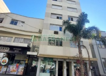 Apartamento com 65m², 2 dormitórios, 1 vaga, no bairro Centro em Caxias do Sul para Alugar