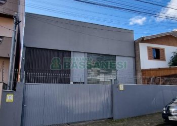 Pavilhão com 309m², no bairro Santa Catarina em Caxias do Sul para Alugar ou Comprar