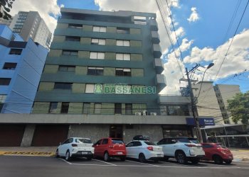 Apto/Cobertura com 540m², 3 dormitórios, 2 vagas, no bairro Centro em Caxias do Sul para Alugar