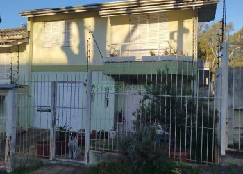 Sobrado com 90m², 2 dormitórios, 1 vaga, no bairro Cidade Nova em Caxias do Sul para Comprar