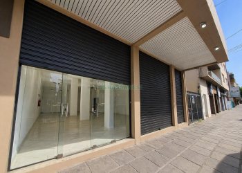 Loja com 130m², no bairro São Pelegrino em Caxias do Sul para Alugar