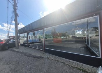 Loja, no bairro Sagrada Família em Caxias do Sul para Alugar