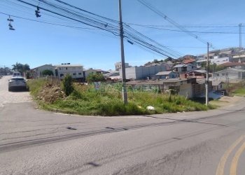 Terreno, no bairro Charqueadas em Caxias do Sul para Comprar