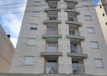 Apartamento com 48m², 2 dormitórios, 1 vaga, no bairro Nossa Senhora da Saúde em Caxias do Sul para Comprar