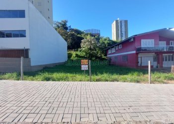 Terreno, no bairro São Leopoldo em Caxias do Sul para Comprar