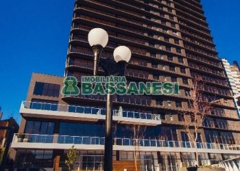 Apartamento com 178m², 3 dormitórios, 3 vagas, no bairro Centro em Caxias do Sul para Comprar