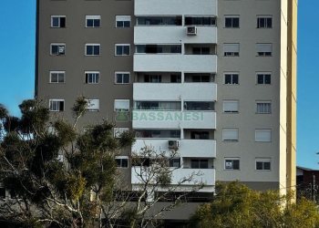 Apartamento com 52m², 2 dormitórios, 1 vaga, no bairro Desvio Rizzo em Caxias do Sul para Comprar