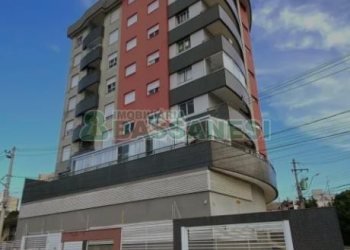 Apartamento com 94m², 3 dormitórios, 2 vagas, no bairro Jardim América em Caxias do Sul para Comprar
