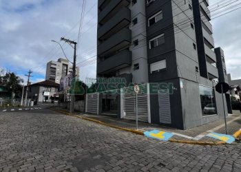 Apartamento com 94m², 2 dormitórios, 1 vaga, no bairro Sagrada Família em Caxias do Sul para Comprar