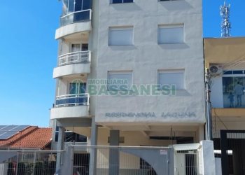 Apartamento com 62m², 2 dormitórios, 1 vaga, no bairro Desvio Rizzo em Caxias do Sul para Comprar