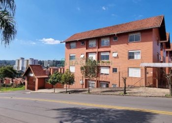 Apartamento com 89m², 2 dormitórios, 2 vagas, no bairro Madureira em Caxias do Sul para Alugar
