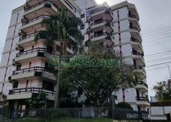 Apartamento com 171m², 3 dormitórios, 2 vagas, no bairro Centro em Caxias do Sul para Comprar