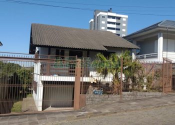 Casa com 169m², 2 dormitórios, no bairro Santa Catarina em Caxias do Sul para Comprar