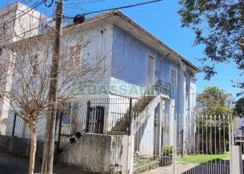 Casa, 5 dormitórios, no bairro Pio X em Caxias do Sul para Comprar