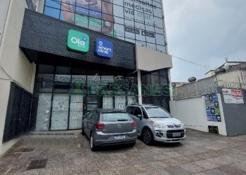 Sala Mobiliada com 250m², 2 vagas, no bairro Pio X em Caxias do Sul para Alugar