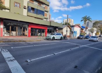 Loja com 258m², no bairro Pio X em Caxias do Sul para Comprar