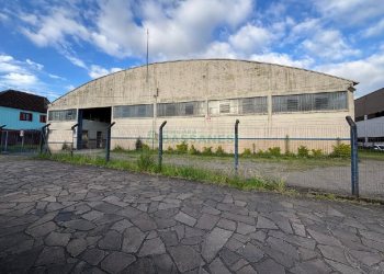 Pavilhão com 1050m², no bairro São Ciro em Caxias do Sul para Alugar