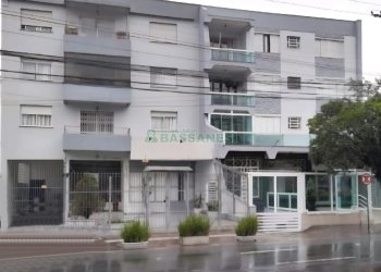 Loja com 220m², 2 vagas, no bairro Exposição em Caxias do Sul para Alugar