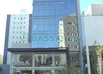 Sala com 74m², no bairro Centro em Caxias do Sul para Alugar
