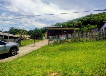 Chácara com 90m², 3 dormitórios, no bairro Parada Cristal em Caxias do Sul para Comprar