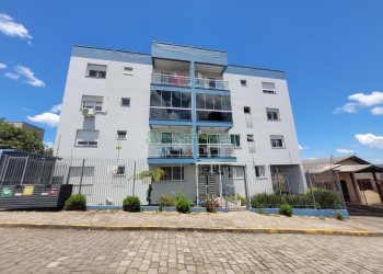 Apto Mobiliado com 75m², 3 dormitórios, 1 vaga, no bairro Santa Catarina em Caxias do Sul para Alugar