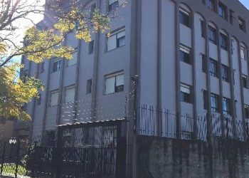 Apartamento com 79m², 2 dormitórios, 1 vaga, no bairro Desvio Rizzo em Caxias do Sul para Alugar