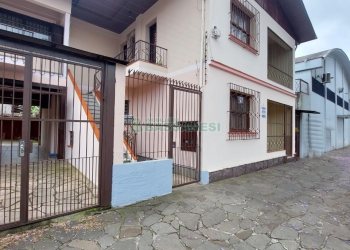 Casa com 70m², 3 dormitórios, no bairro Centro em Caxias do Sul para Alugar