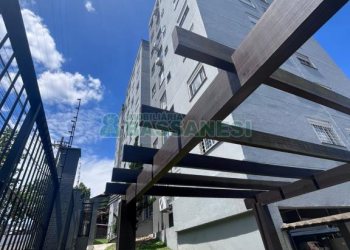 Apartamento com 48m², 2 dormitórios, 1 vaga, no bairro Pioneiro em Caxias do Sul para Comprar