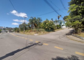 Terreno, no bairro Salgado Filho em Caxias do Sul para Comprar