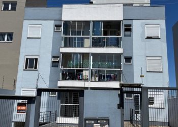 Apartamento com 67m², 2 dormitórios, 1 vaga, no bairro Vinhedos em Caxias do Sul para Alugar
